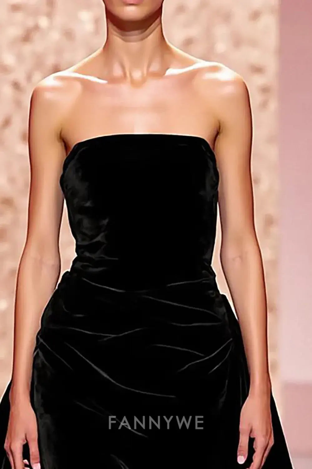 Vestido de noche largo FannyWe de terciopelo negro sencillo sin tirantes y corte A